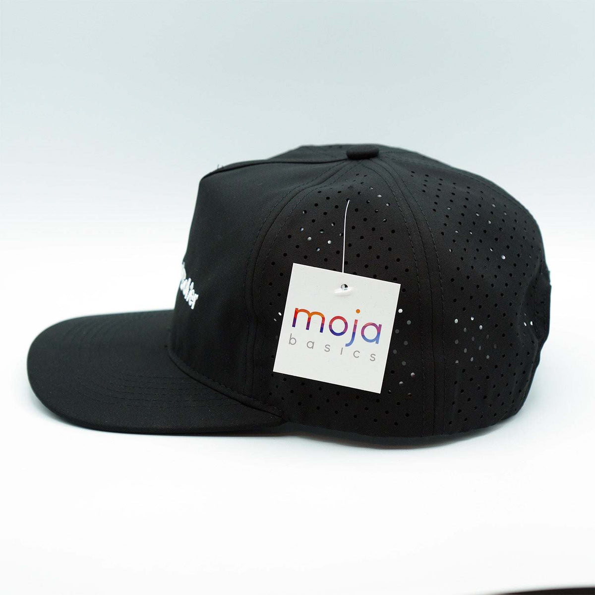 Breathable performance golf hat with snapback closure